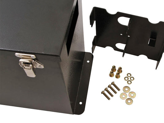 105A Battery Box Front Runner with mounting hardware for securely installing an additional vehicle battery on flat surfaces
