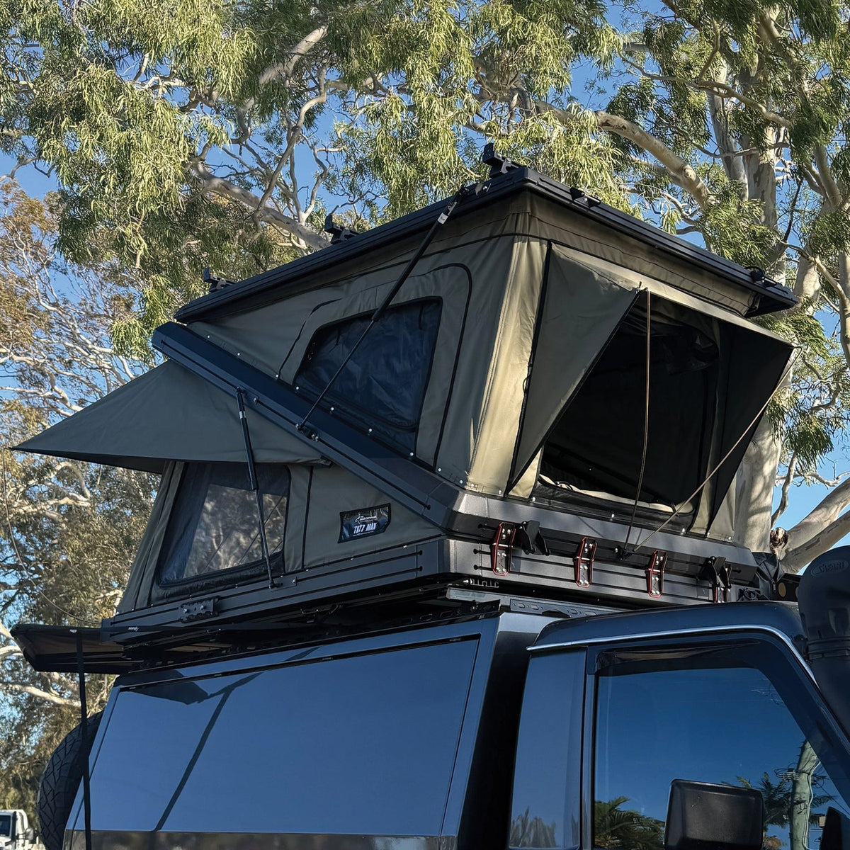 TX27 MAX Hardshell Rooftop Tent | The Bush Company