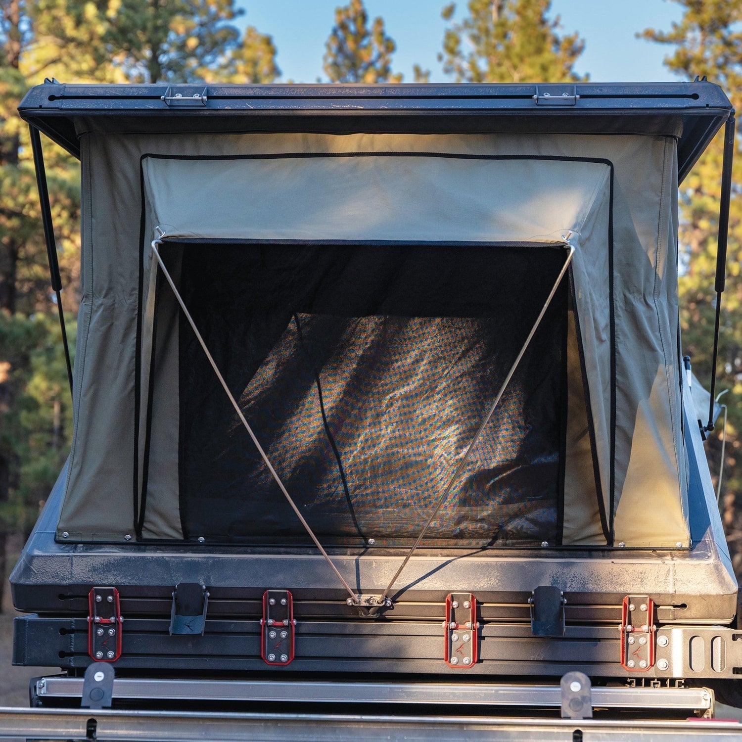 bush company alpha tent TX27 MAX Hardshell Rooftop Tent