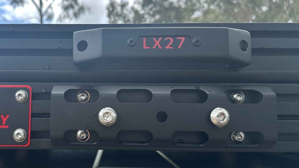 LX27 Clamshell Rooftop Tent | Ultimate Offroad
