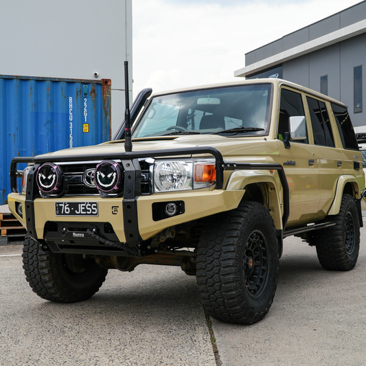 76 Series, 78 Series, 79 Series Toyota Landcruiser Dallas Bull Bar