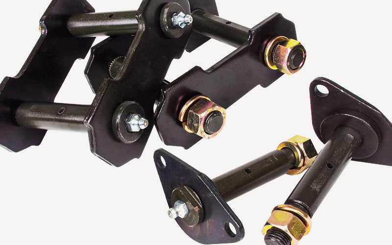 Tough Dog Greasable Shackles - Rear (Navara NP300)