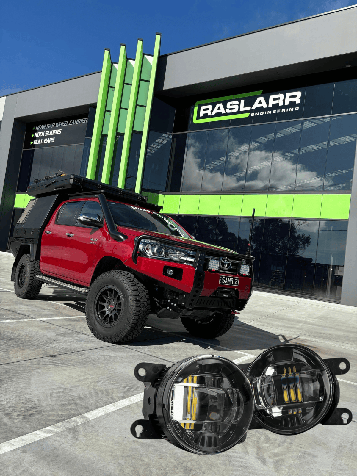 Hooped (Dallas) Bull Bar to suit 2015-2020 N80 Hilux with STEDI Universal Type A LED Fog Light Kit
