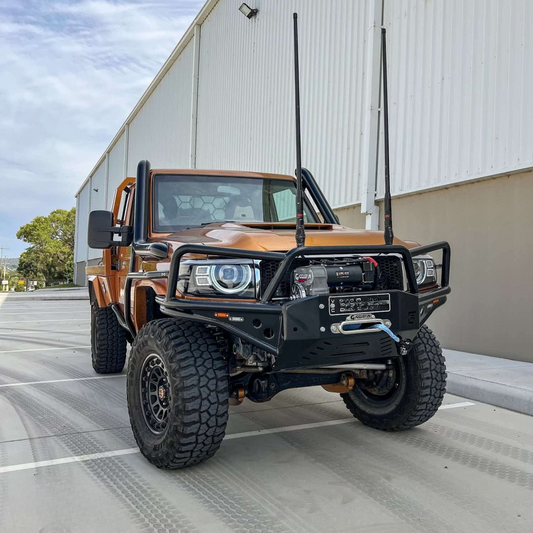 70 Series Toyota Landcruiser POOLY Bull Bar