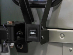 Land Rover Defender 90/110 Single Gas Bottle Bracket | Front Runner