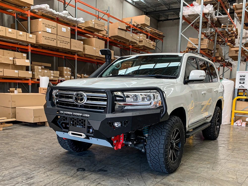 Toro Bull Bar to suit Toyota Land Cruiser 200 Series, 2015-2021