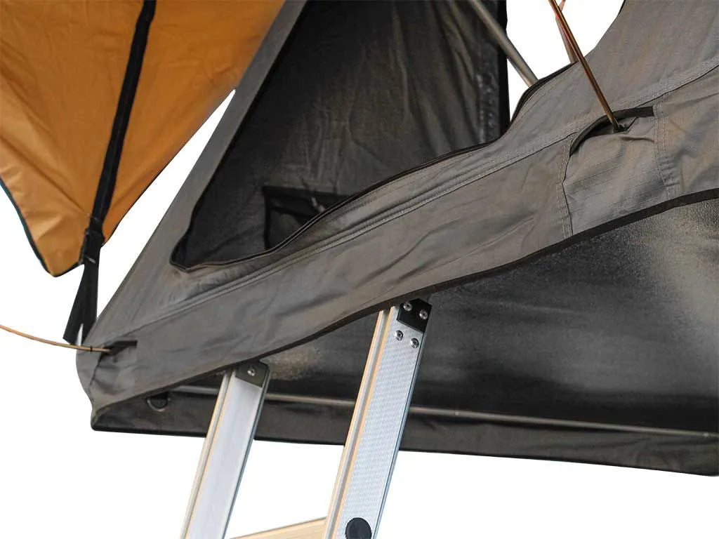 Soft Shell Roof Top Tent | Front Runner